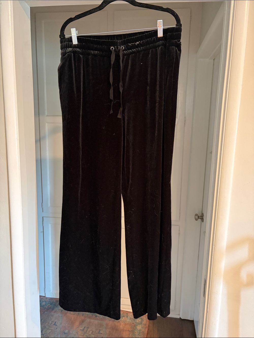 Vera Wang Black Velour Wide-Leg Lounge Pants